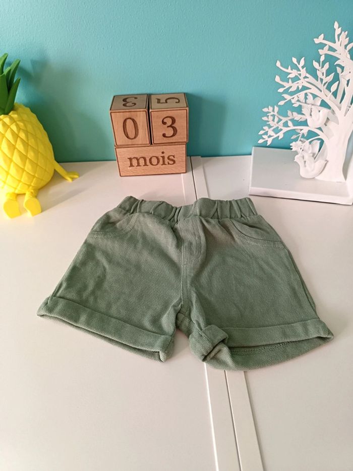 10 short taille 3 mois - photo numéro 11