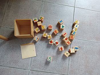 J'apprends l'alphabet cube en bois