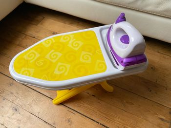 Table à repasser et fer vapeur musical dès 18 mois play home