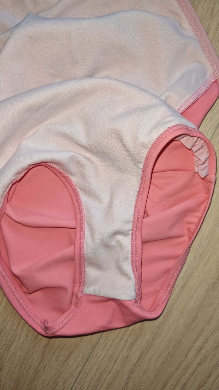 Maillot de bain licorne 🦄 4ans - photo numéro 3