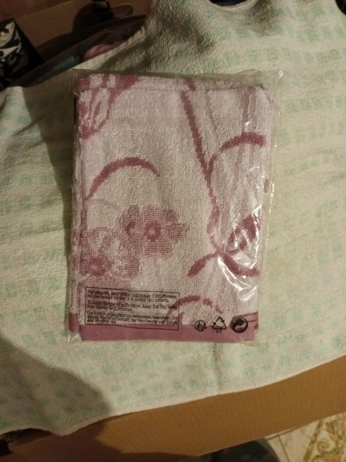 Lot de 2 gants de toilette - photo numéro 4