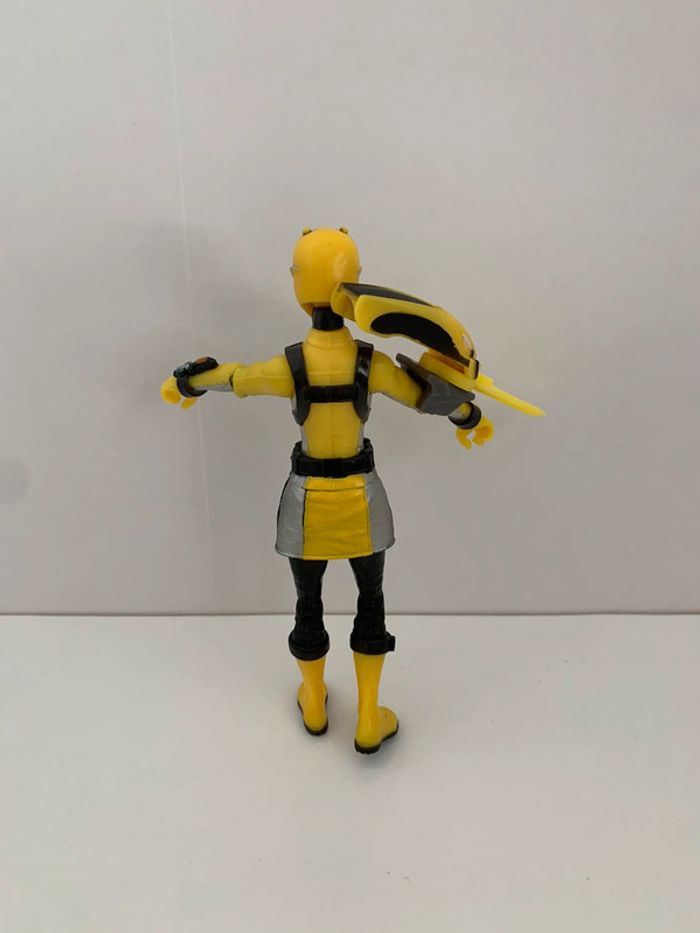 Figurine Power rangers jaune - photo numéro 2