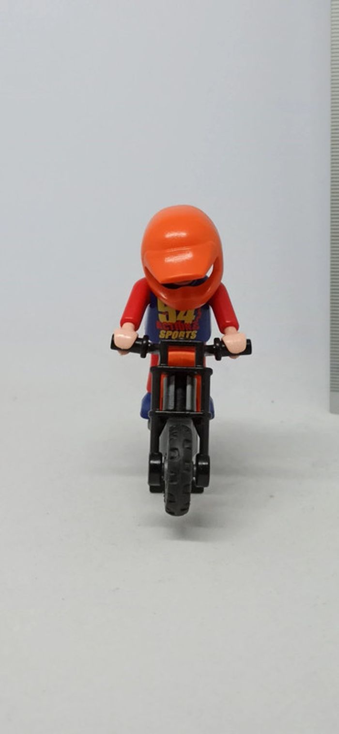 Garçon enfant pilote de motocross orange playmobil - photo numéro 2