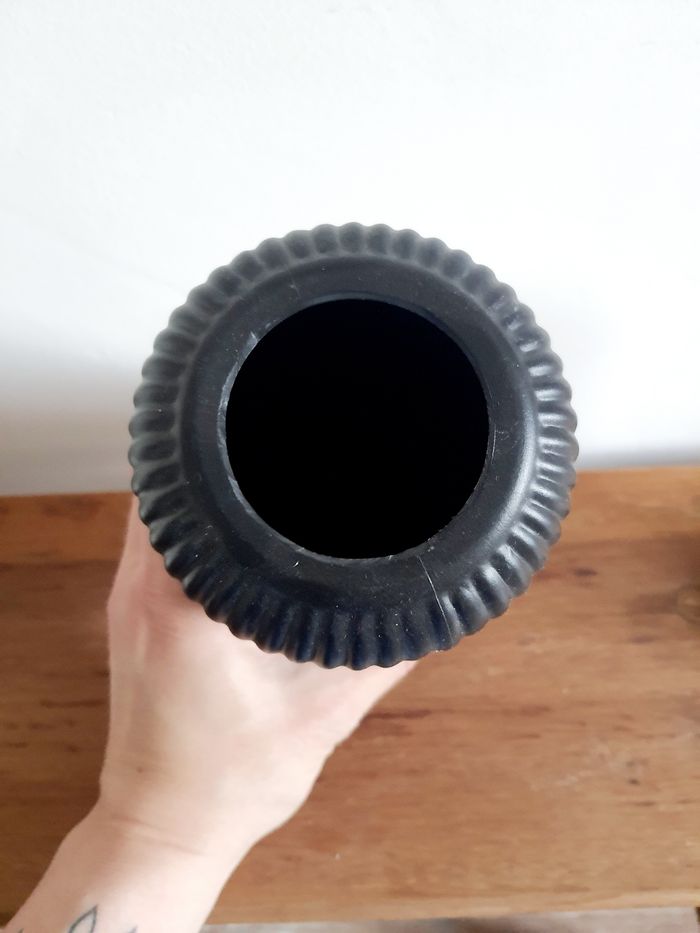 Vase en plastique - photo numéro 2