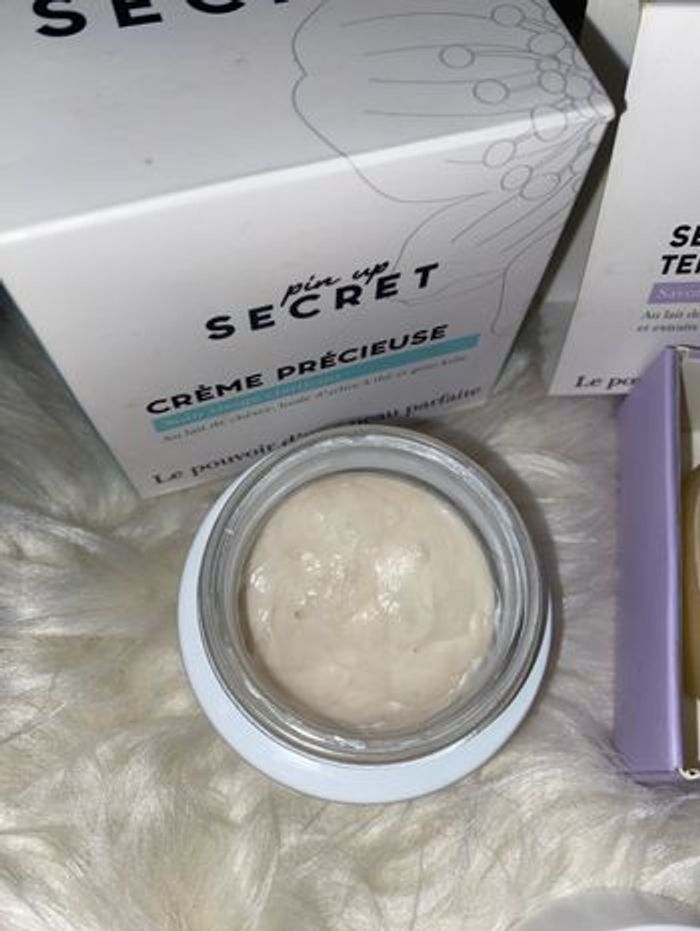 Savon lait de chèvre+crème Pin up secret - photo numéro 3