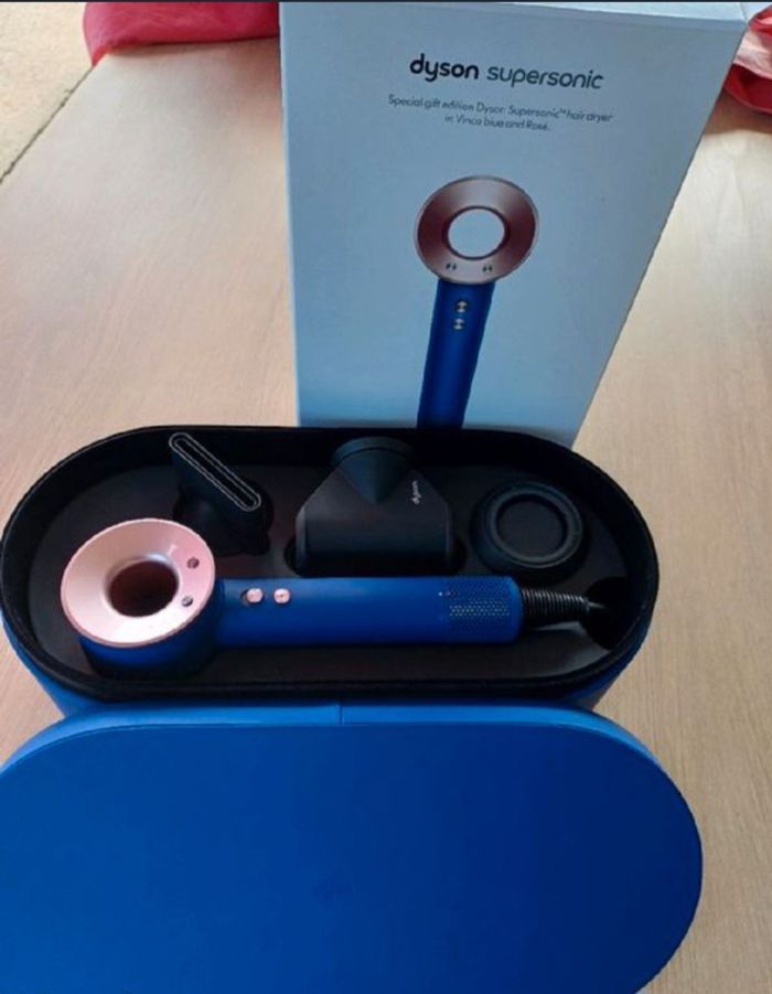 Dyson - photo numéro 2