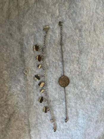 Bracelets & collier