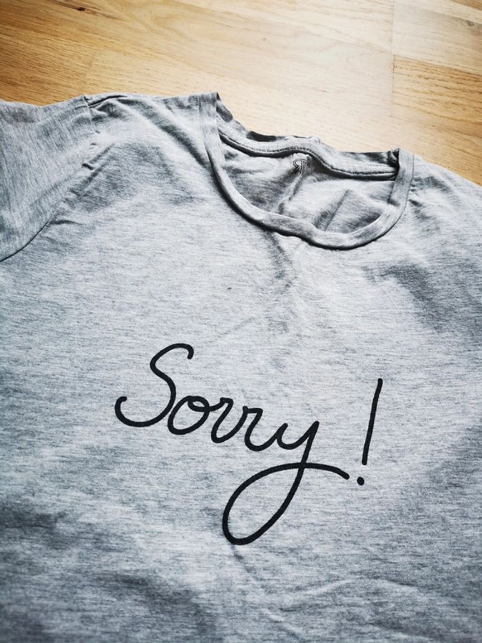 Tee-shirt gris - photo numéro 2