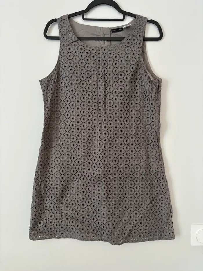 Robe T.44