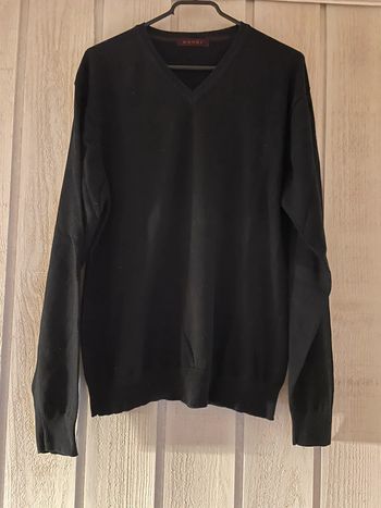 Pull fin col V noir - Derby - L