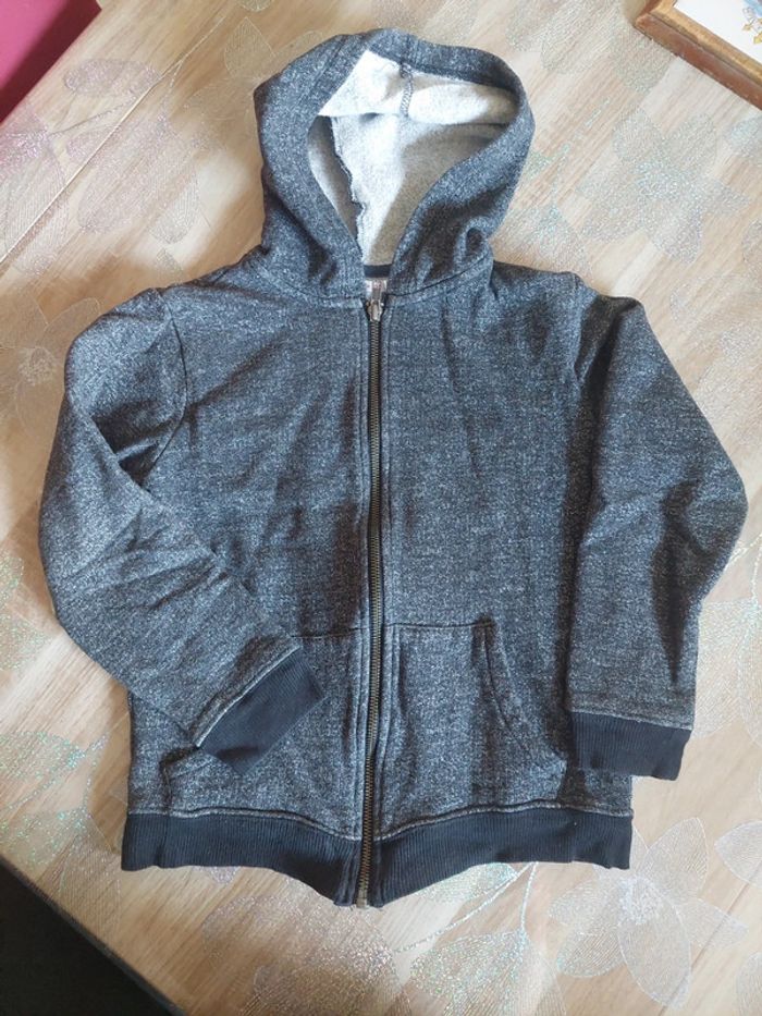 Veste zippée 9/10 ans garçon