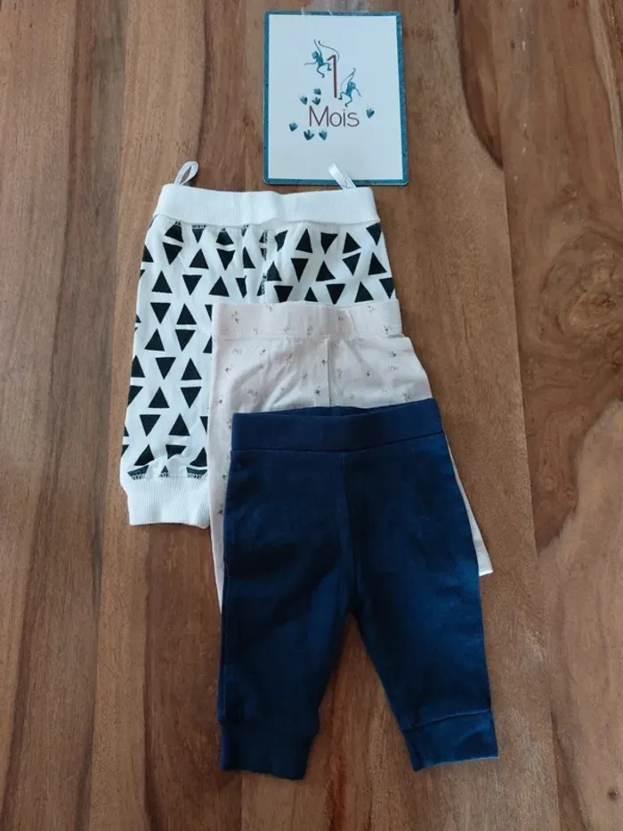 Lot de pantalons leggings 1 mois