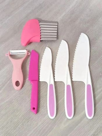 Ensemble de cuisine 6 pièces pour enfant neuf rose