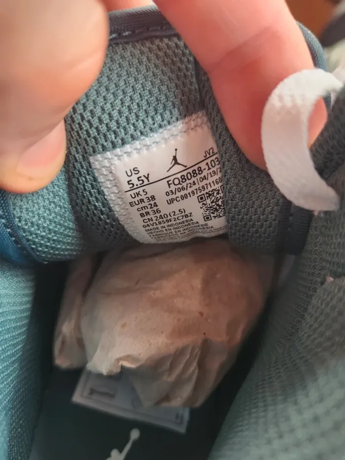 Air jordan 1 Mid blanc vert Taille 38 neuves mixte - photo numéro 8