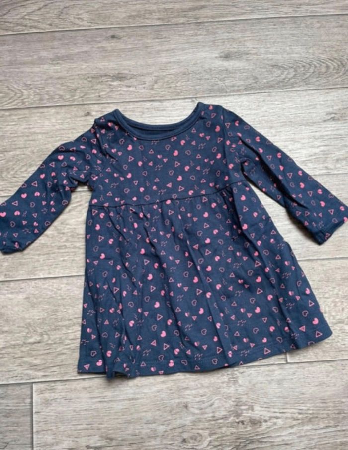 Robe marine, coeur rose In extenso 6 mois