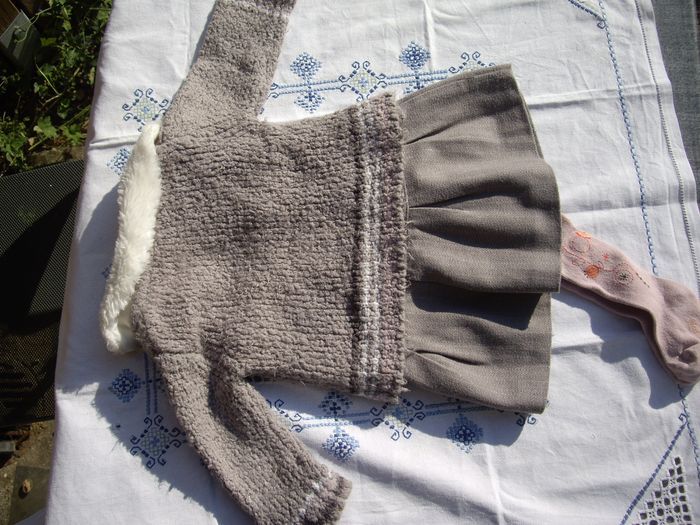 Ensemble robe et gilet 12 mois Grain de blé TBE - photo numéro 6
