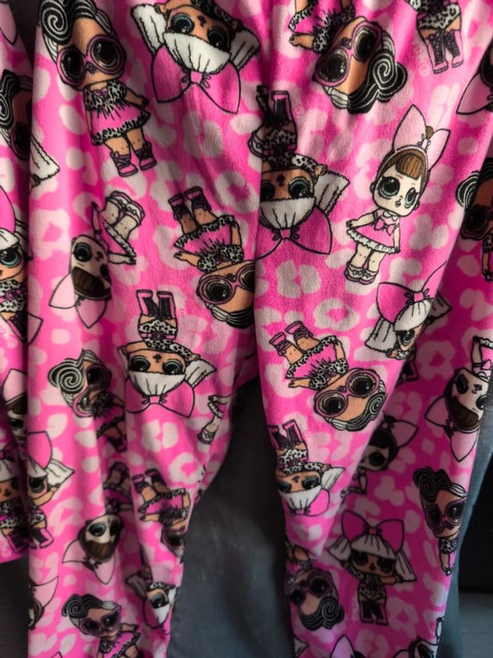 Pyjama deux pièces 4-5ans L.O.L neuf - photo numéro 8