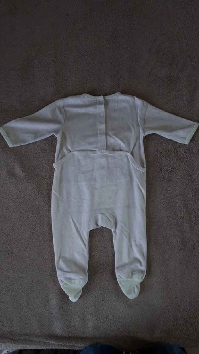 Lot 2 pyjamas 9 mois - photo numéro 3