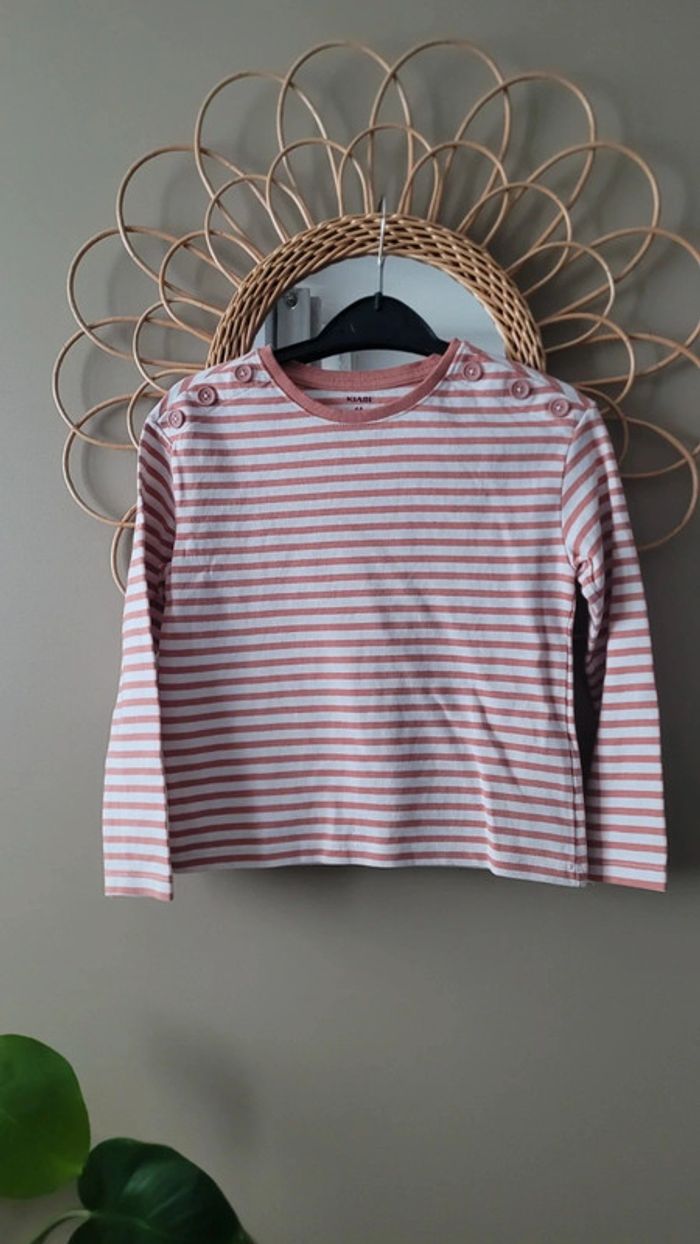 T-shirt manches longues neuf 6 ans - photo numéro 2
