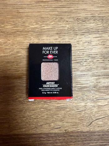Make up for ever Recharge fard à paupières impact intense d712 8f01