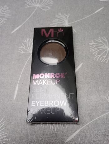 Maquillage sourcils