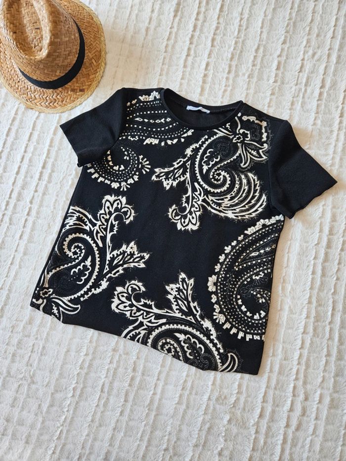 Tee-shirt noir taille 36 Zara