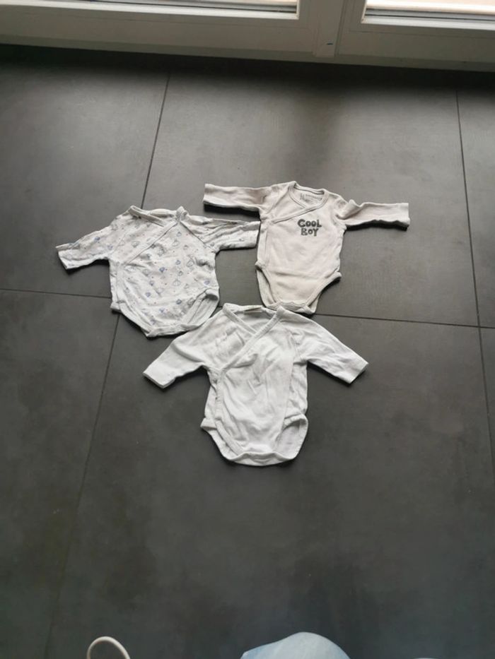 Lot de 3 bodys naissance