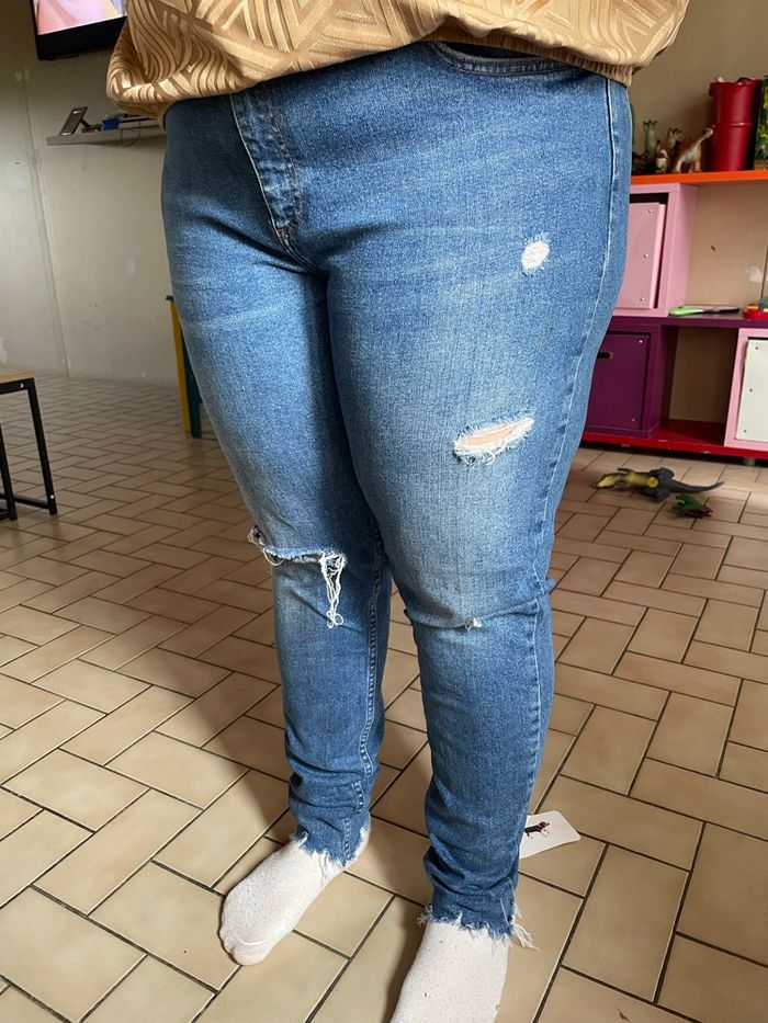 Jean Slim Troué Taille Haute Primark – Bleu – Femme 46 - photo numéro 7