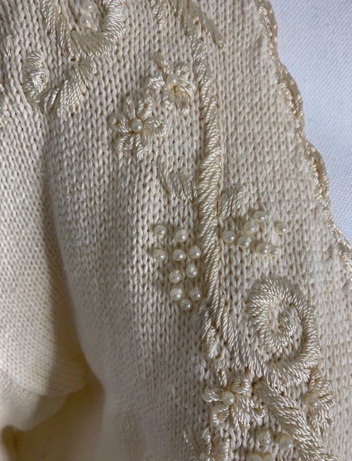 Cardigan perles et broderies blanc crème Vintage T36/38 S/M - photo numéro 3