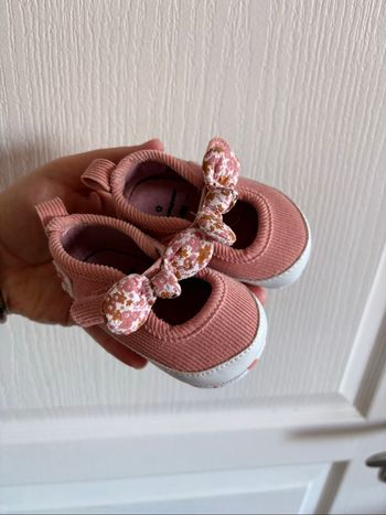Chaussures en velours côtelé