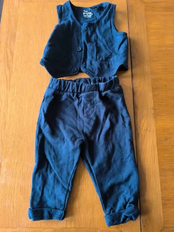 307696 ensemble garçon 9 mois