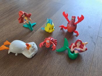 Lot figurine la petite sirene