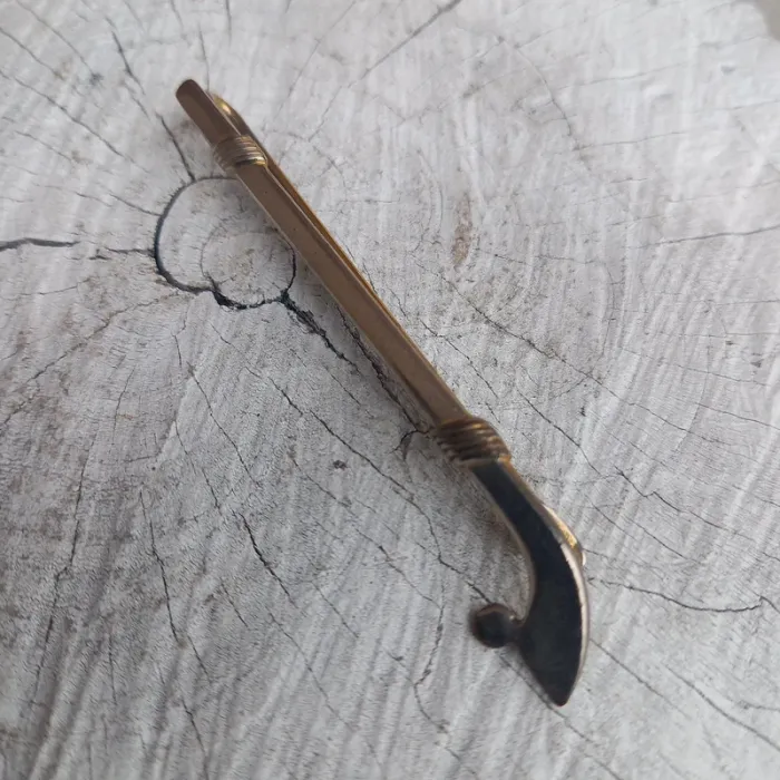 Pince à cravate vintage dorée