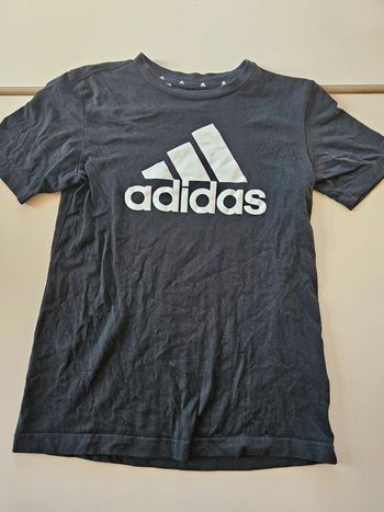 🎈Tee-shirt adidas noir 9/10 ans🎈