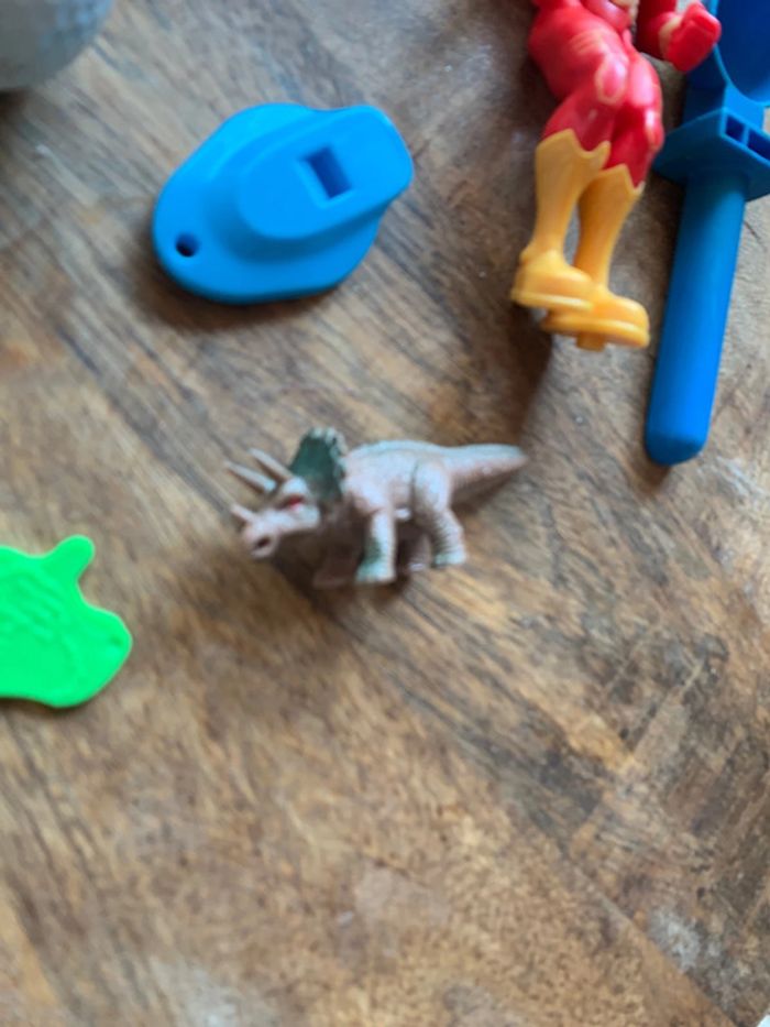 Gros lot jouets en vrac garçon - photo numéro 3