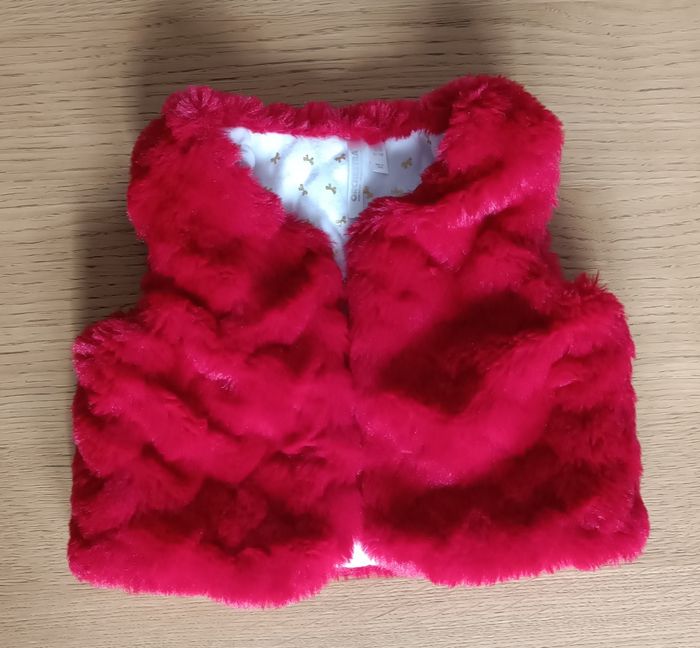 Gilet sans manches Orchestra en fausse fourrure rouge 6 mois 67 cm fille - photo numéro 2