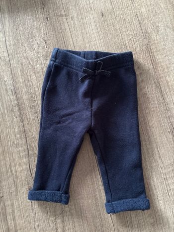 Pantalon tape à l’œil 
