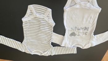Lot de 2 bodys 3 mois