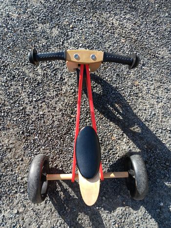 Draisienne enfant 3 roues FUNBEE – bois & rouge