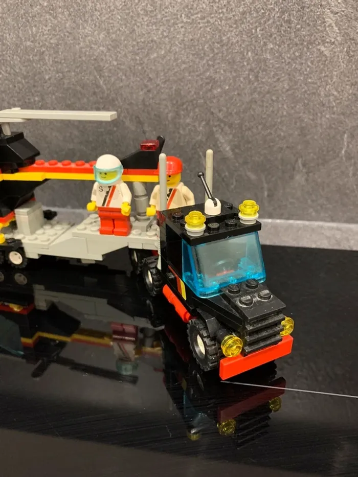 Lego 6357 camion porte hélicoptère - photo numéro 3