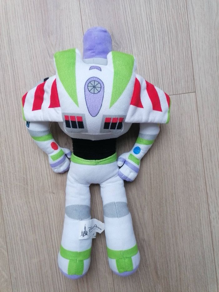 Buzz l’éclair - photo numéro 2