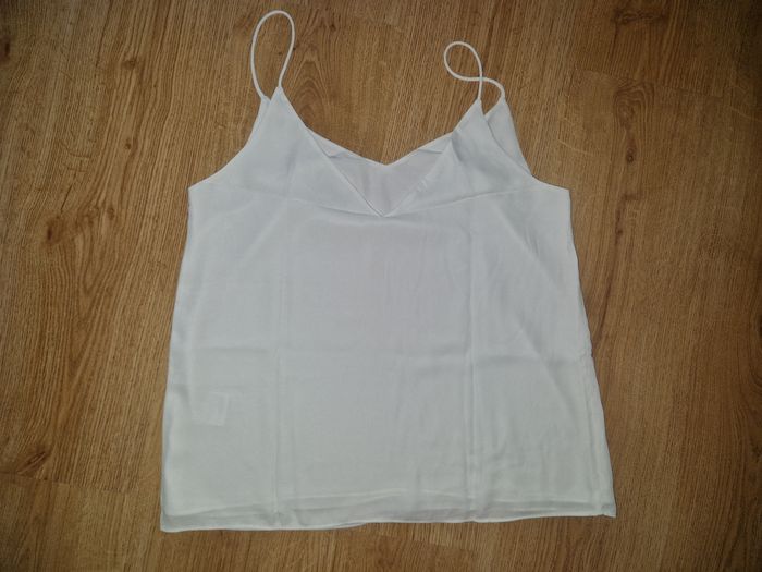 Debardeur H&M taille 36 TBE - photo numéro 4