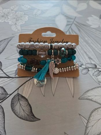 Bracelet