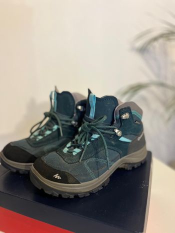 Chaussure de randonnée femme