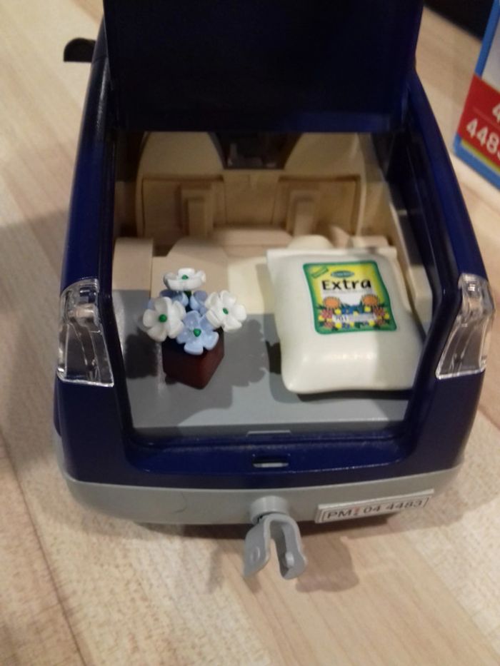Boîte playmobil 4483 Voiture de ville - photo numéro 4