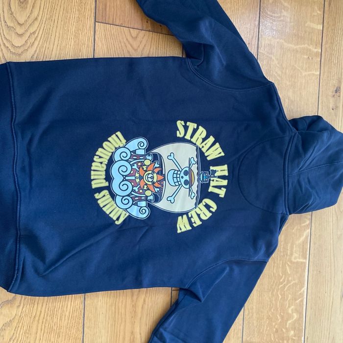 Pull à capuche one piece - photo numéro 4