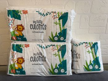 lot de 2 paquets et demi de couches les petits culottés T3