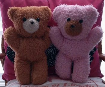 2 peluches vintages 32cm