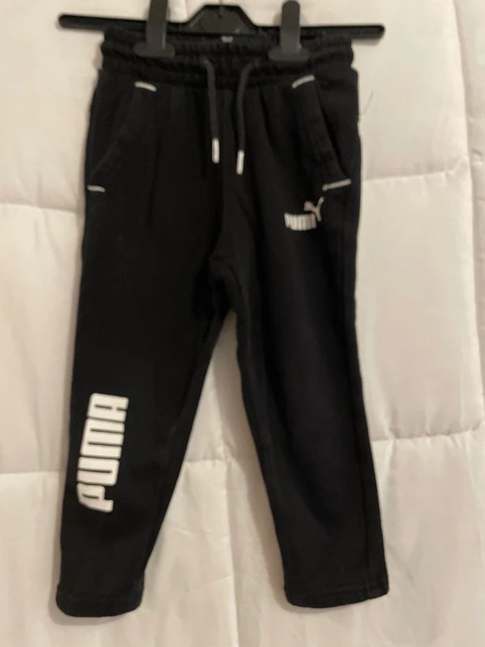 Autre Puma noir taille 4 ans / 104 cm