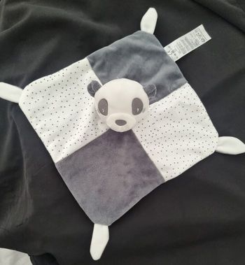 Doudou gemo Panda gris et blanc à pois